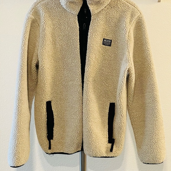 Hollister Cream Sherpa Jacket for Men - Picture 1 of 3